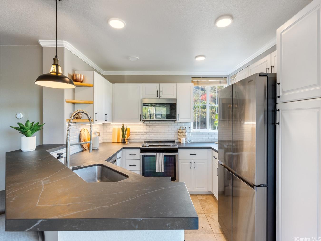 Honolulu, Hawaii, 96825, United States, 3 Bedrooms Bedrooms, ,2 BathroomsBathrooms,Residential,For Sale,1843268