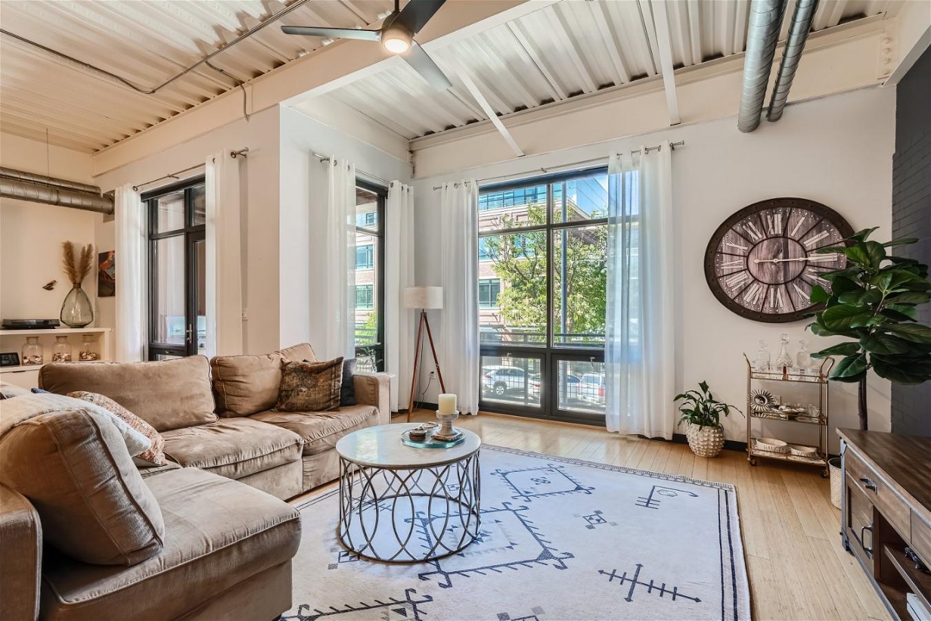 Boulder, Colorado, 80302, United States, 1 Bedroom Bedrooms, ,1 BathroomBathrooms,Residential,For Sale,1832121