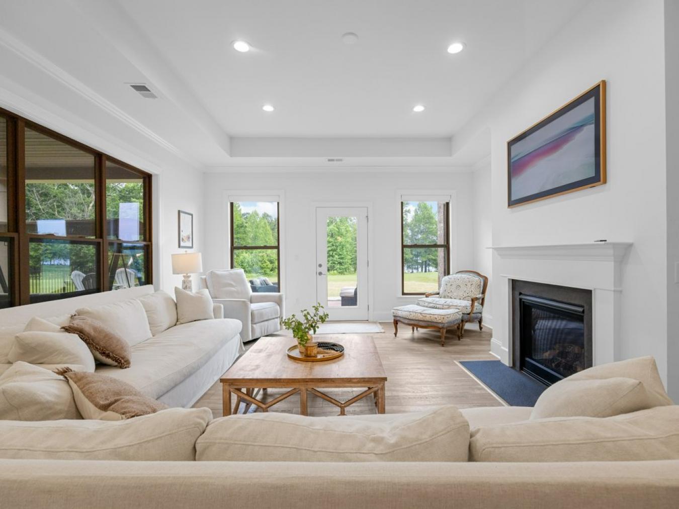 Taylors, Greenville, 29687, United States, 4 Bedrooms Bedrooms, ,3 BathroomsBathrooms,Residential,For Sale,1843264