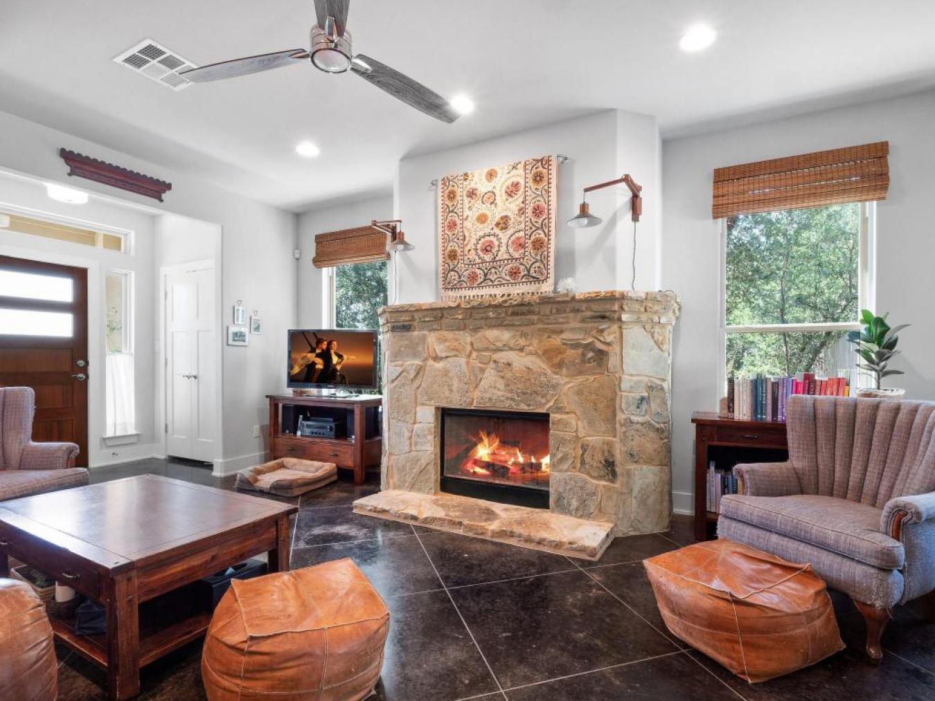 Dripping Springs, Texas, 78620, United States, 3 Bedrooms Bedrooms, ,2 BathroomsBathrooms,Residential,For Sale,1843261