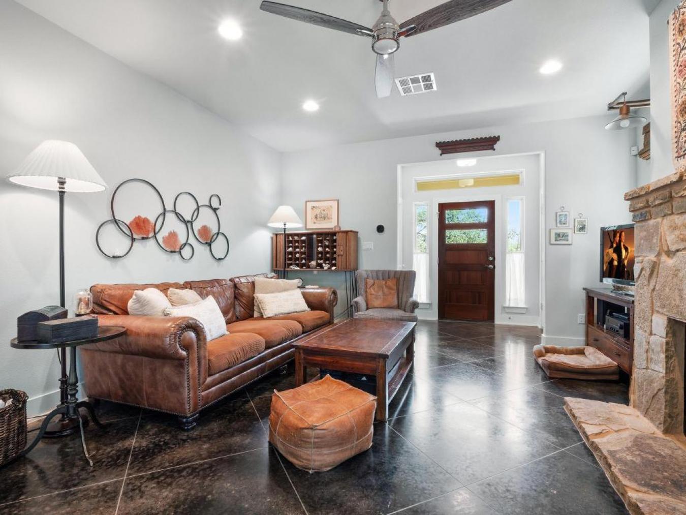 Dripping Springs, Texas, 78620, United States, 3 Bedrooms Bedrooms, ,2 BathroomsBathrooms,Residential,For Sale,1843261