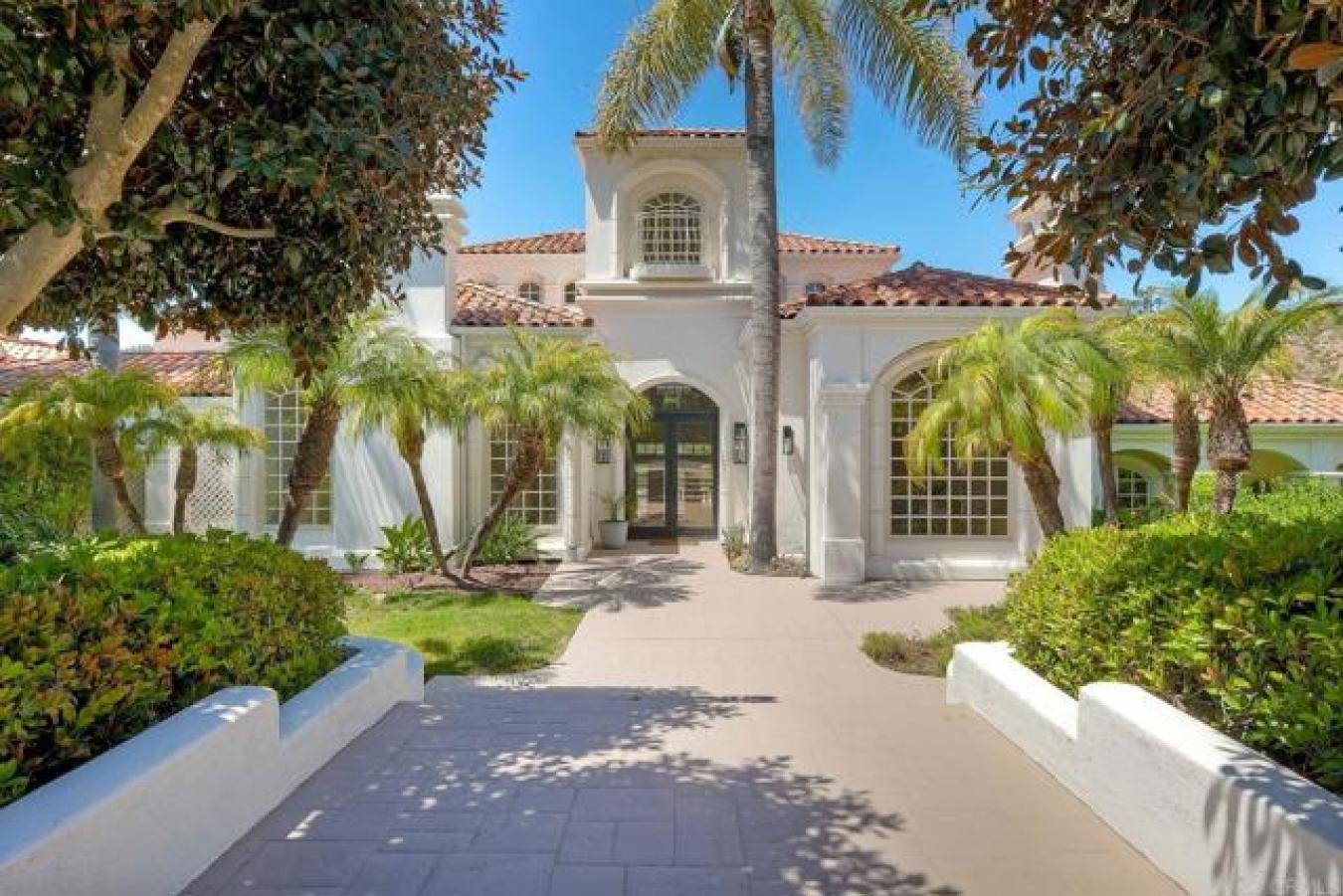 Rancho Santa Fe, California, 92067, United States, 5 Bedrooms Bedrooms, ,5 BathroomsBathrooms,Residential,For Sale,1843260