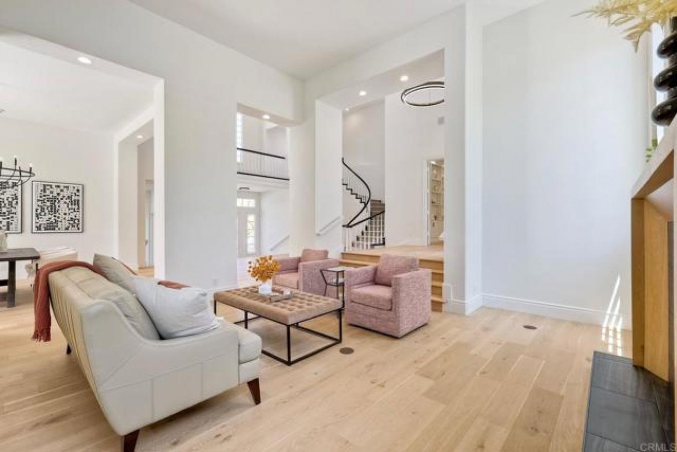 Rancho Santa Fe, California, 92067, United States, 5 Bedrooms Bedrooms, ,5 BathroomsBathrooms,Residential,For Sale,1843260