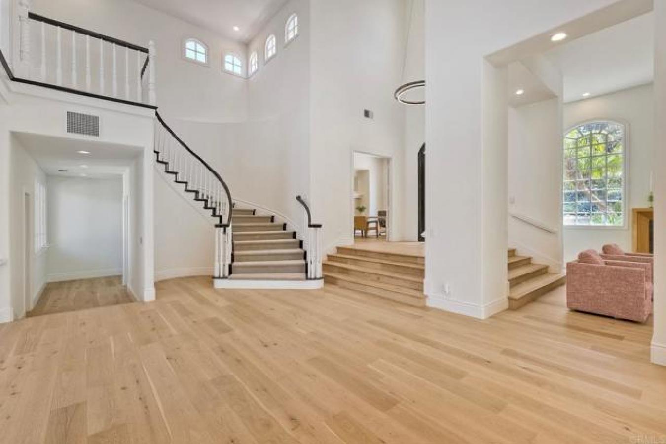 Rancho Santa Fe, California, 92067, United States, 5 Bedrooms Bedrooms, ,5 BathroomsBathrooms,Residential,For Sale,1843260