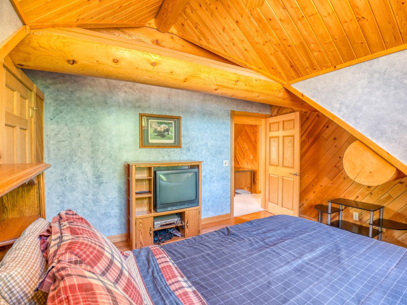 Puposky, Minnesota, 56667, United States, 5 Bedrooms Bedrooms, ,2 BathroomsBathrooms,Residential,For Sale,1832122