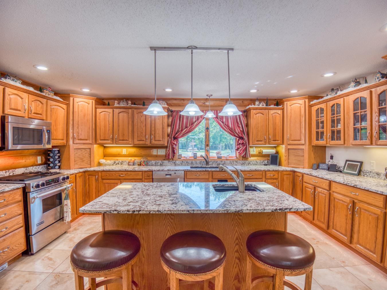 Puposky, Minnesota, 56667, United States, 5 Bedrooms Bedrooms, ,2 BathroomsBathrooms,Residential,For Sale,1832122