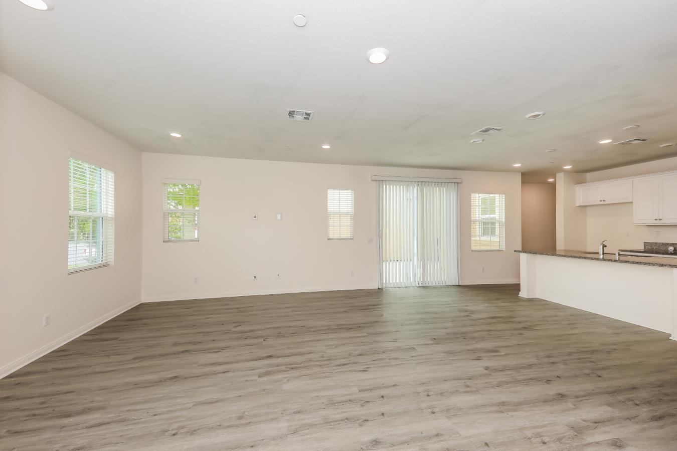 Chino, San Bernadino, 92660, United States, 5 Bedrooms Bedrooms, ,2 BathroomsBathrooms,Residential,For Sale,1843253