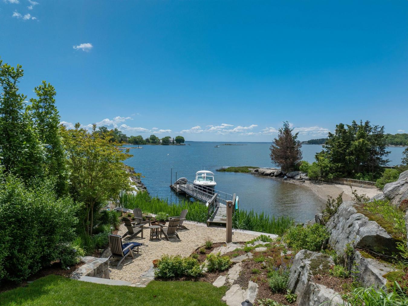 Darien, Connecticut, 06820, United States, 5 Bedrooms Bedrooms, ,5 BathroomsBathrooms,Residential,For Sale,1844494