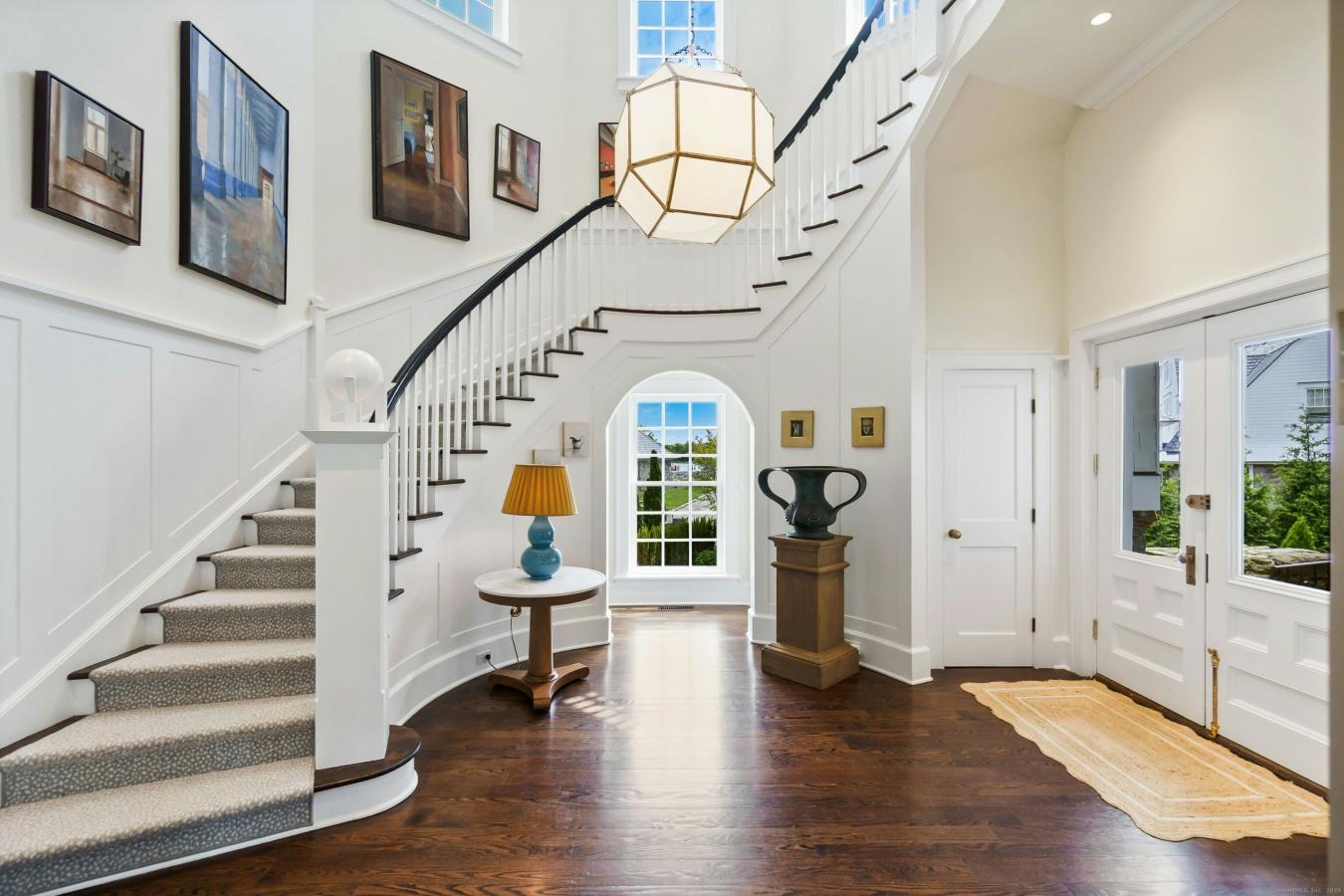 Darien, Connecticut, 06820, United States, 5 Bedrooms Bedrooms, ,5 BathroomsBathrooms,Residential,For Sale,1844494