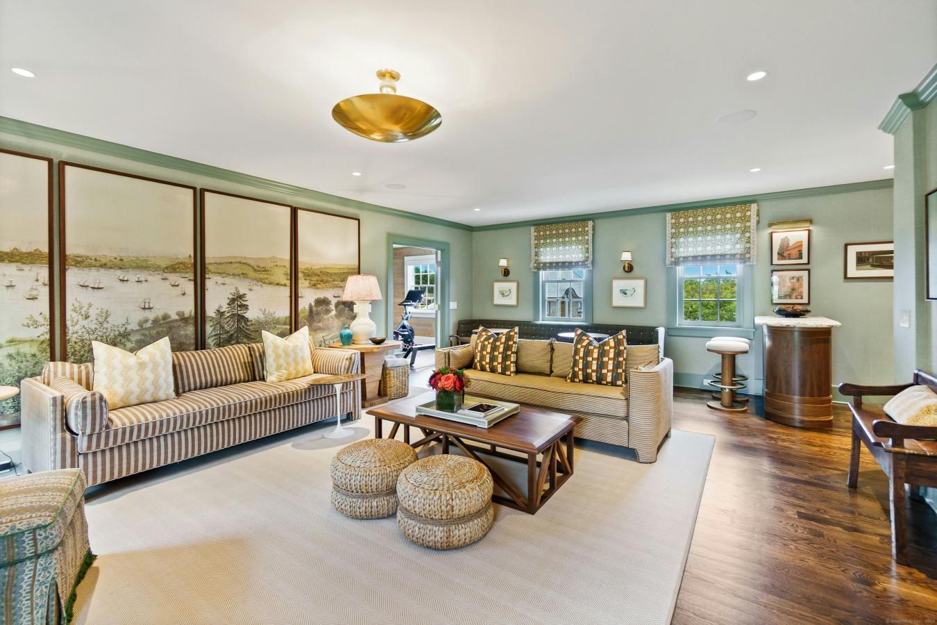 Darien, Connecticut, 06820, United States, 5 Bedrooms Bedrooms, ,5 BathroomsBathrooms,Residential,For Sale,1844494