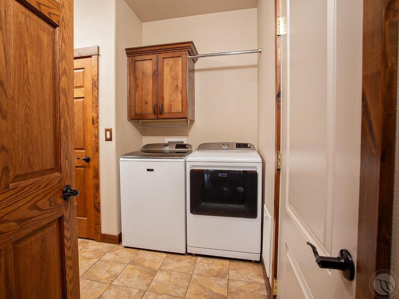 Billings, Montana, 59106, United States, 4 Bedrooms Bedrooms, ,3 BathroomsBathrooms,Residential,For Sale,1843248