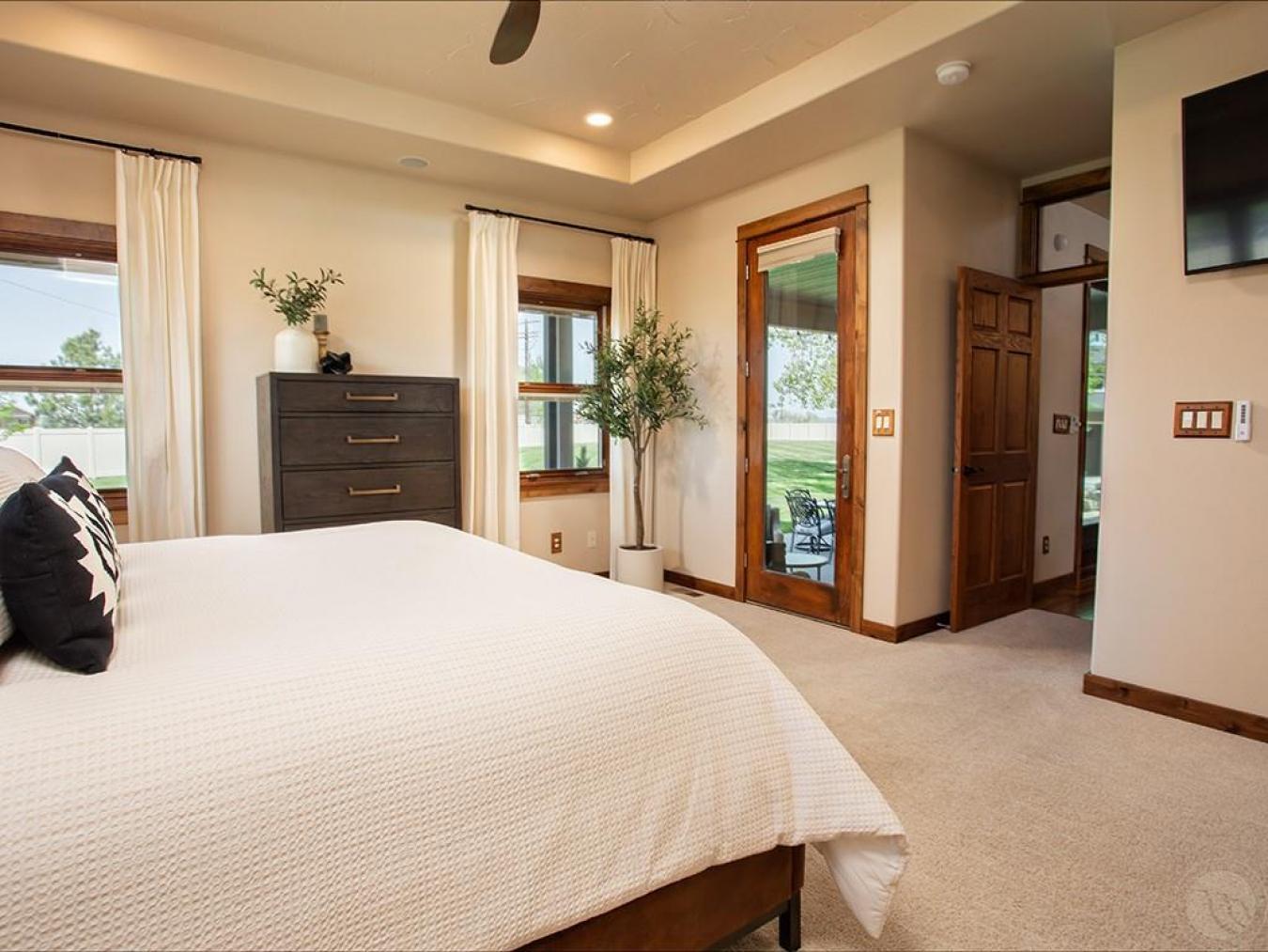 Billings, Montana, 59106, United States, 4 Bedrooms Bedrooms, ,3 BathroomsBathrooms,Residential,For Sale,1843248