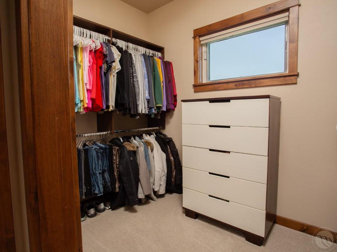 Billings, Montana, 59106, United States, 4 Bedrooms Bedrooms, ,3 BathroomsBathrooms,Residential,For Sale,1843248