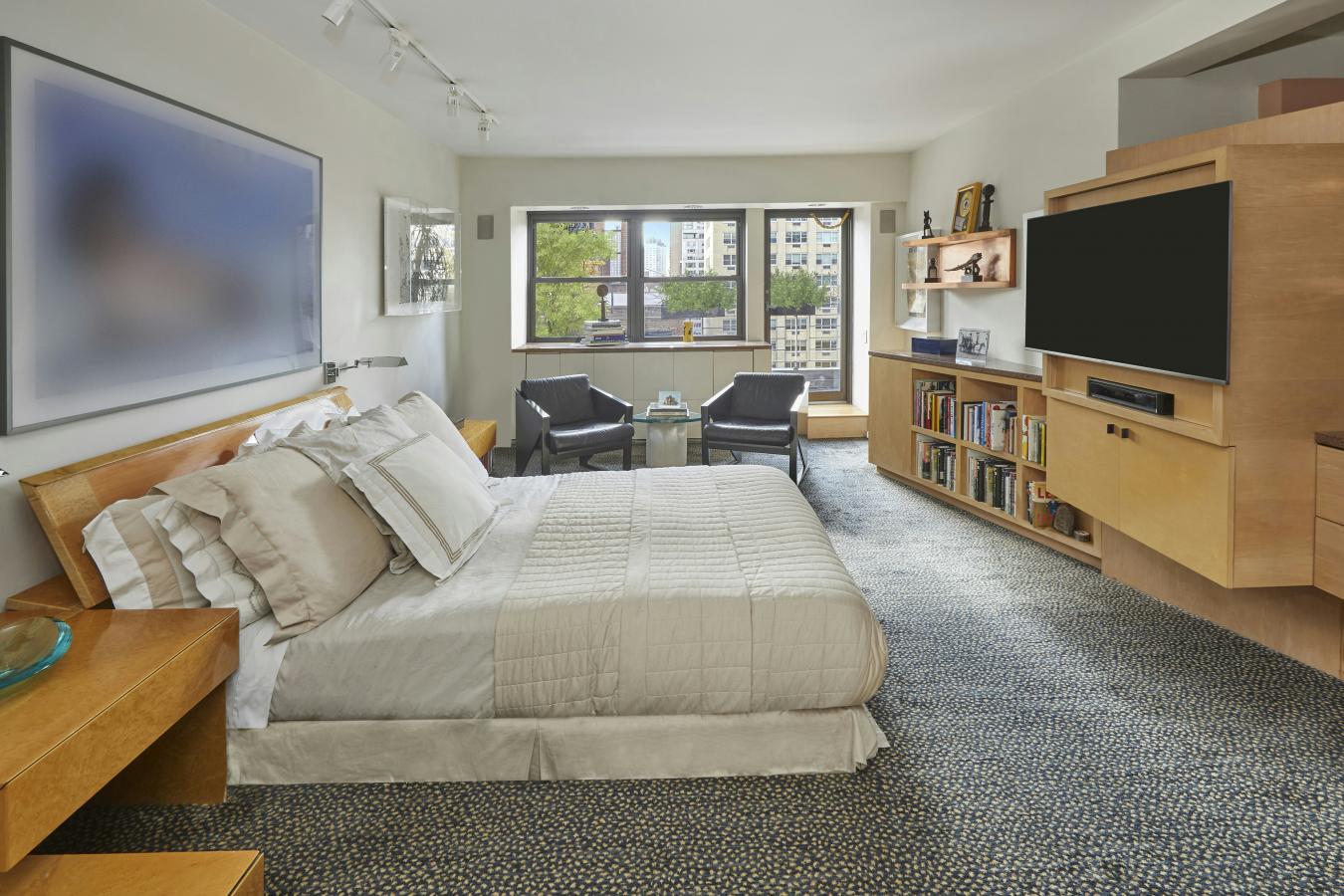 New York, New York, 10028, United States, 4 Bedrooms Bedrooms, ,4 BathroomsBathrooms,Residential,For Sale,1919340