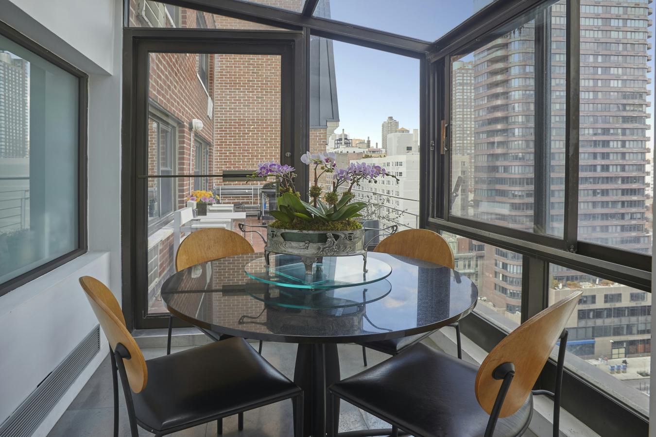 New York, New York, 10028, United States, 4 Bedrooms Bedrooms, ,4 BathroomsBathrooms,Residential,For Sale,1919340