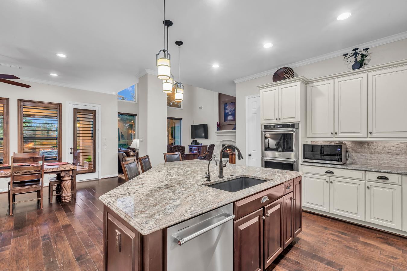 Sugar Land, Fort Bend, 77479, United States, 5 Bedrooms Bedrooms, ,4 BathroomsBathrooms,Residential,For Sale,1844464