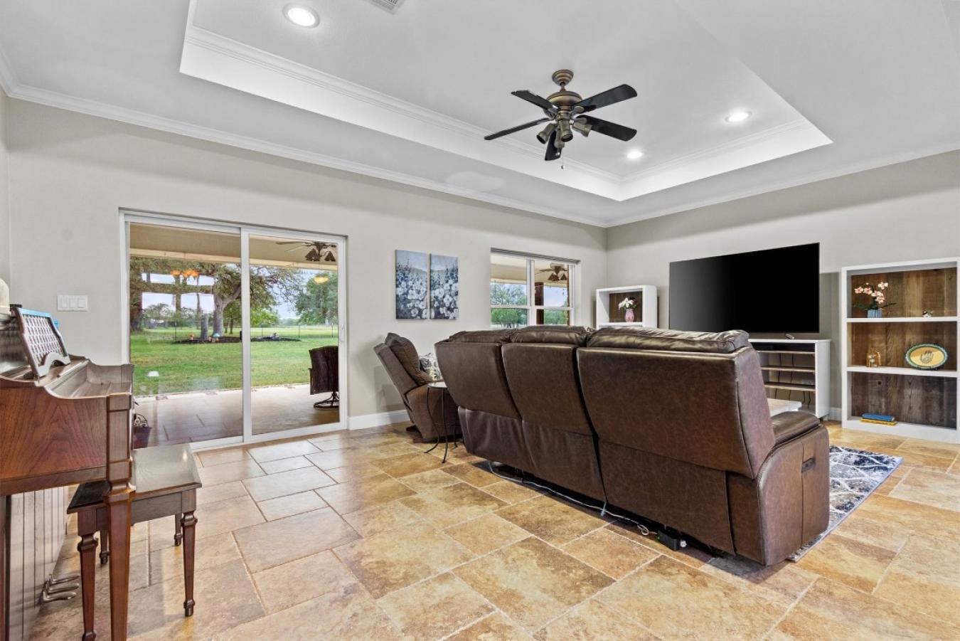 Georgetown, Texas, 78633, United States, 6 Bedrooms Bedrooms, ,4 BathroomsBathrooms,Residential,For Sale,1844462