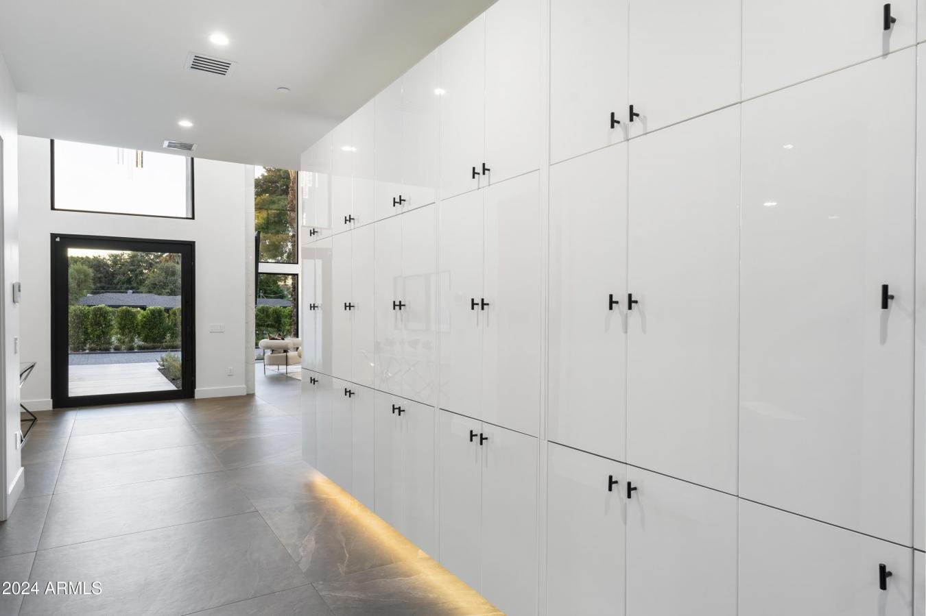 Phoenix, Arizona, 85021, United States, 6 Bedrooms Bedrooms, ,6 BathroomsBathrooms,Residential,For Sale,1844461