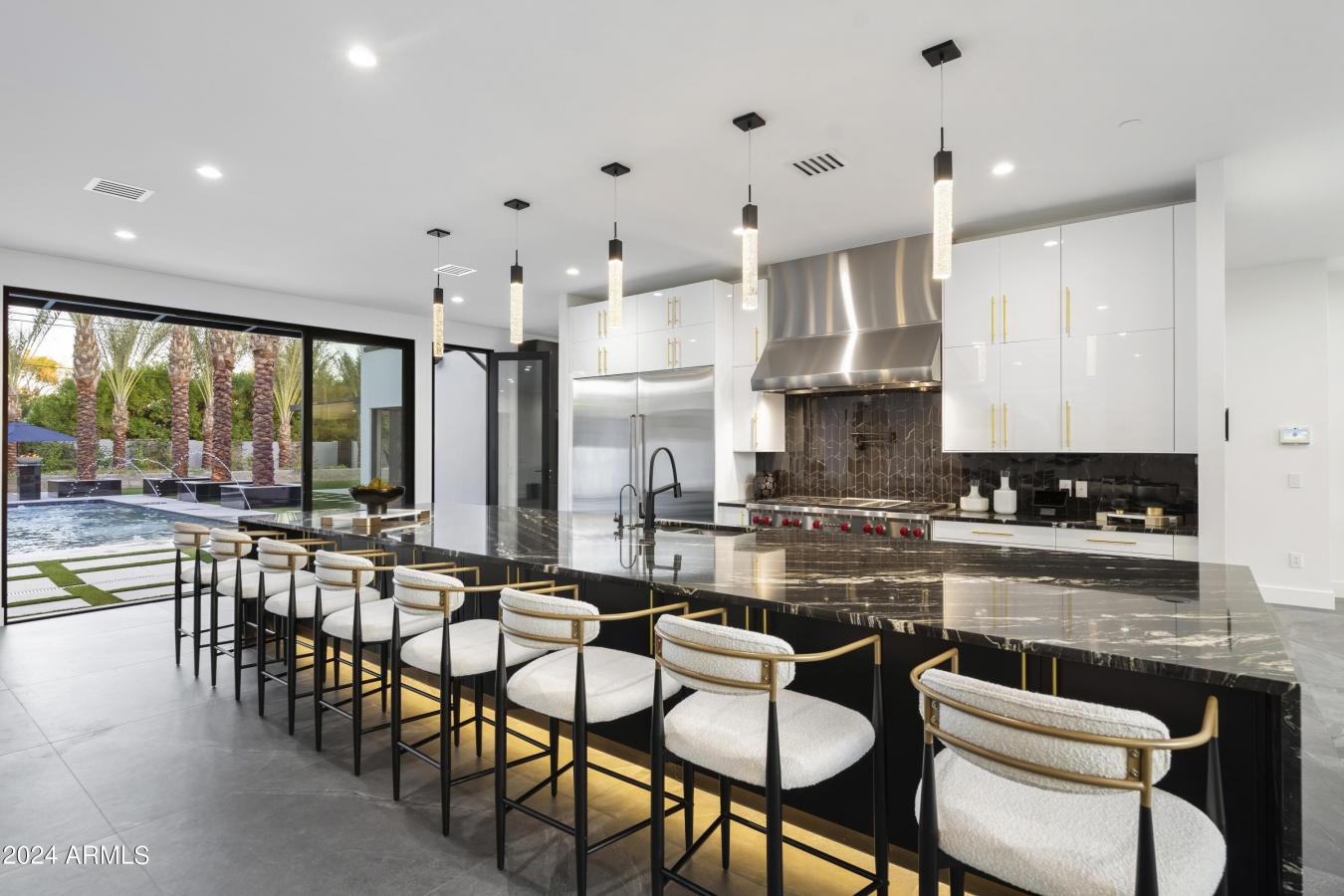 Phoenix, Arizona, 85021, United States, 6 Bedrooms Bedrooms, ,6 BathroomsBathrooms,Residential,For Sale,1844461