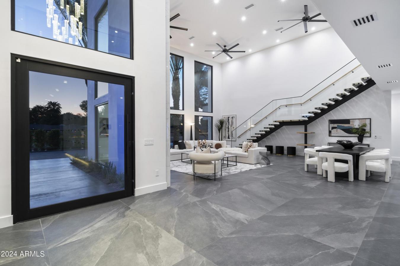 Phoenix, Arizona, 85021, United States, 6 Bedrooms Bedrooms, ,6 BathroomsBathrooms,Residential,For Sale,1844461