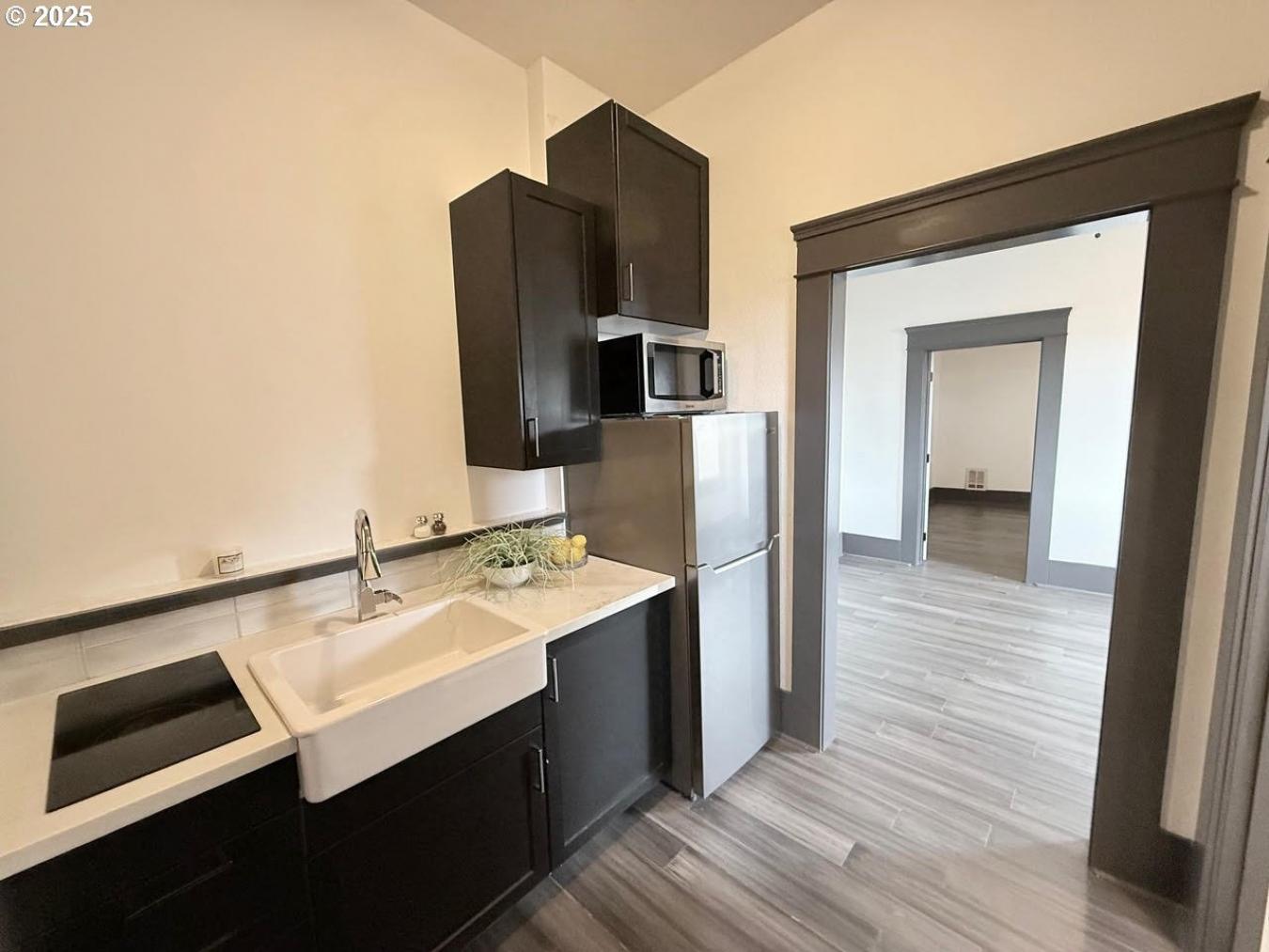 Portland, Oregon, 97217, United States, ,Residential,For Sale,1844460