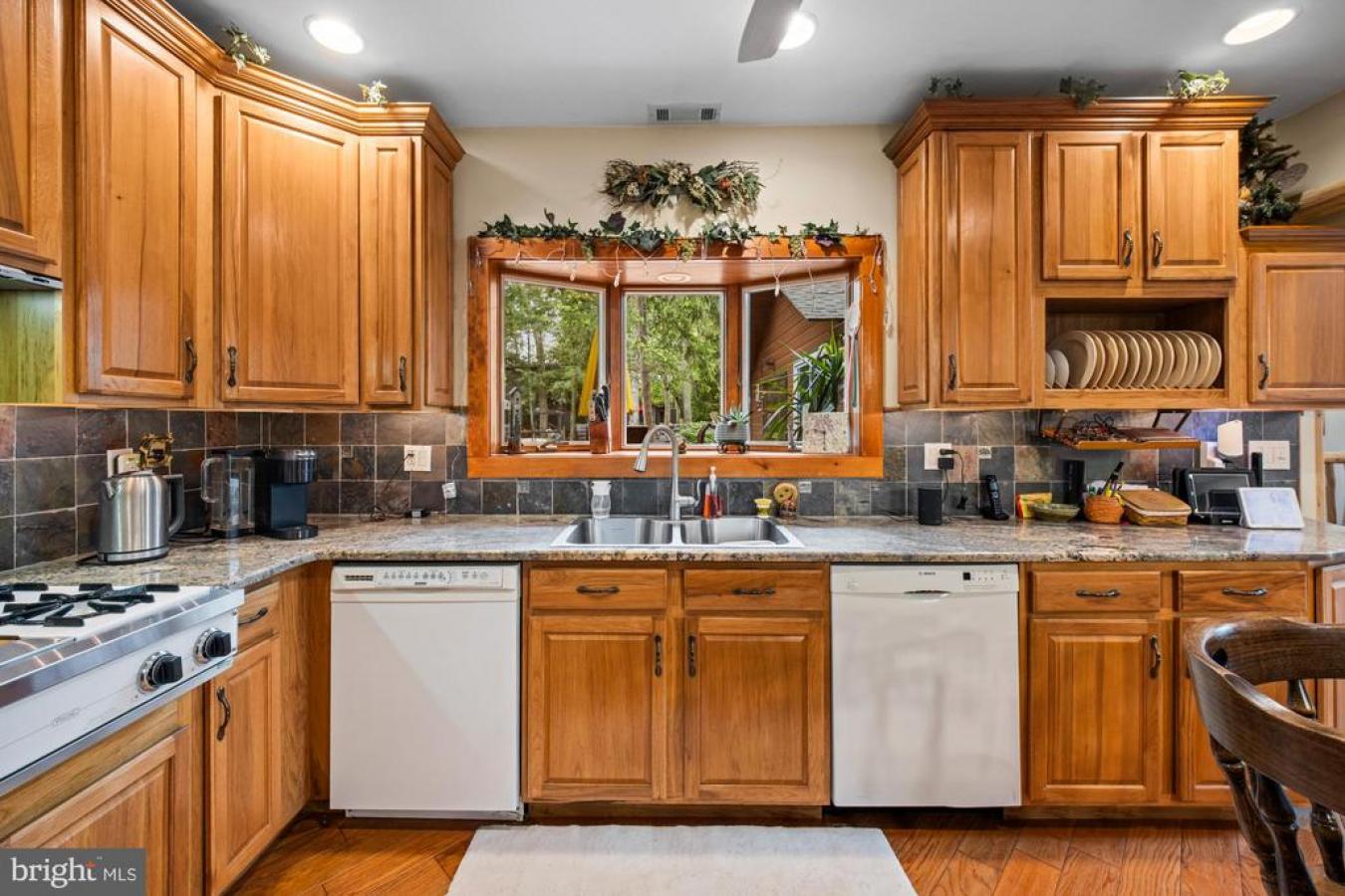 MEDFORD LAKES, New Jersey, 08055, United States, 4 Bedrooms Bedrooms, ,2 BathroomsBathrooms,Residential,For Sale,1844455