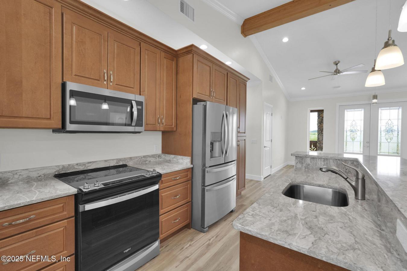 East Palatka, Florida, 32131, United States, 5 Bedrooms Bedrooms, ,3 BathroomsBathrooms,Residential,For Sale,1844452