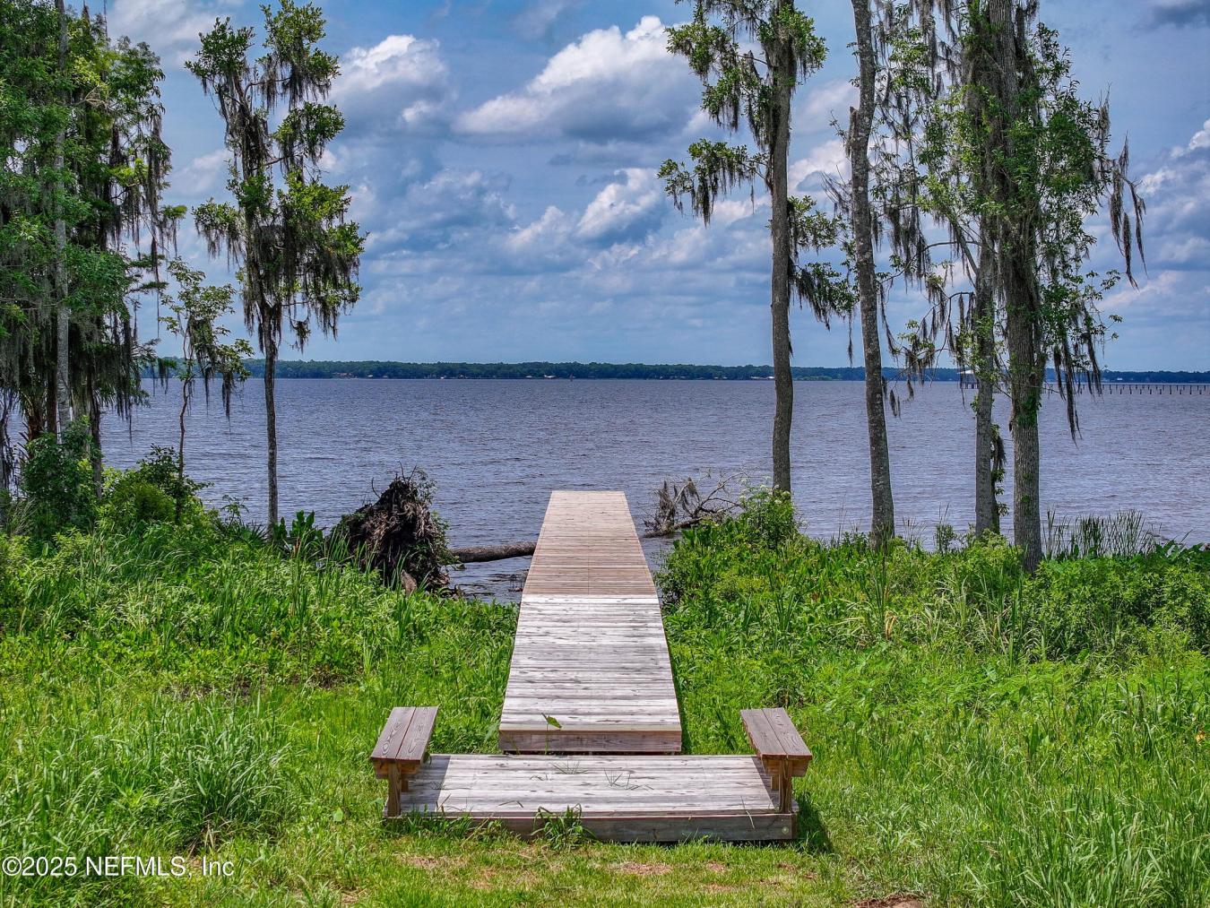 East Palatka, Florida, 32131, United States, 5 Bedrooms Bedrooms, ,3 BathroomsBathrooms,Residential,For Sale,1844452