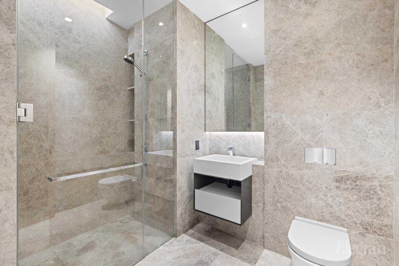 New York, New York, 10001-1314, United States, 3 Bedrooms Bedrooms, ,3 BathroomsBathrooms,Residential,For Sale,1839649