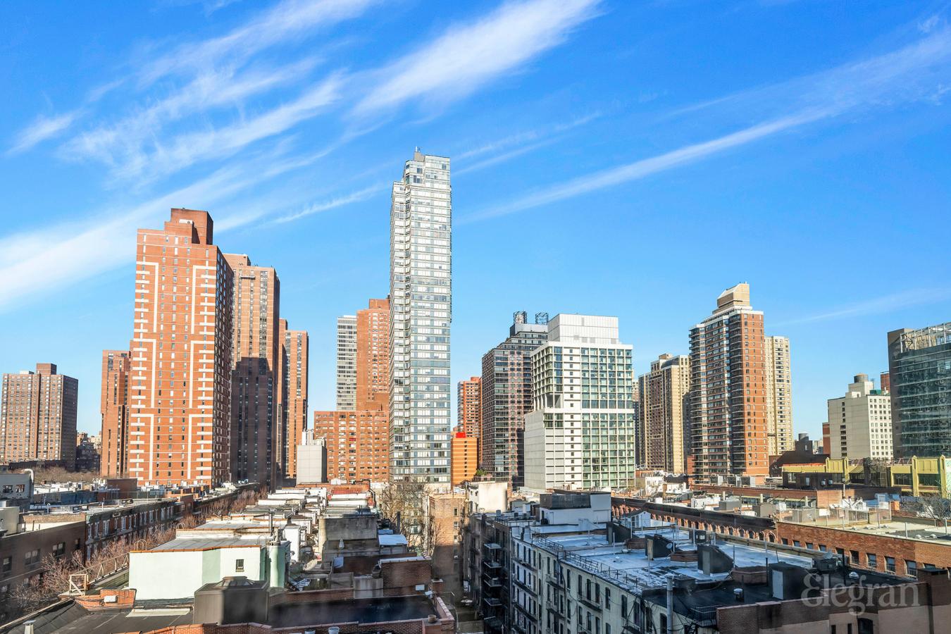 New York, New York, 10128, United States, 2 Bedrooms Bedrooms, ,2 BathroomsBathrooms,Residential,For Sale,1839648