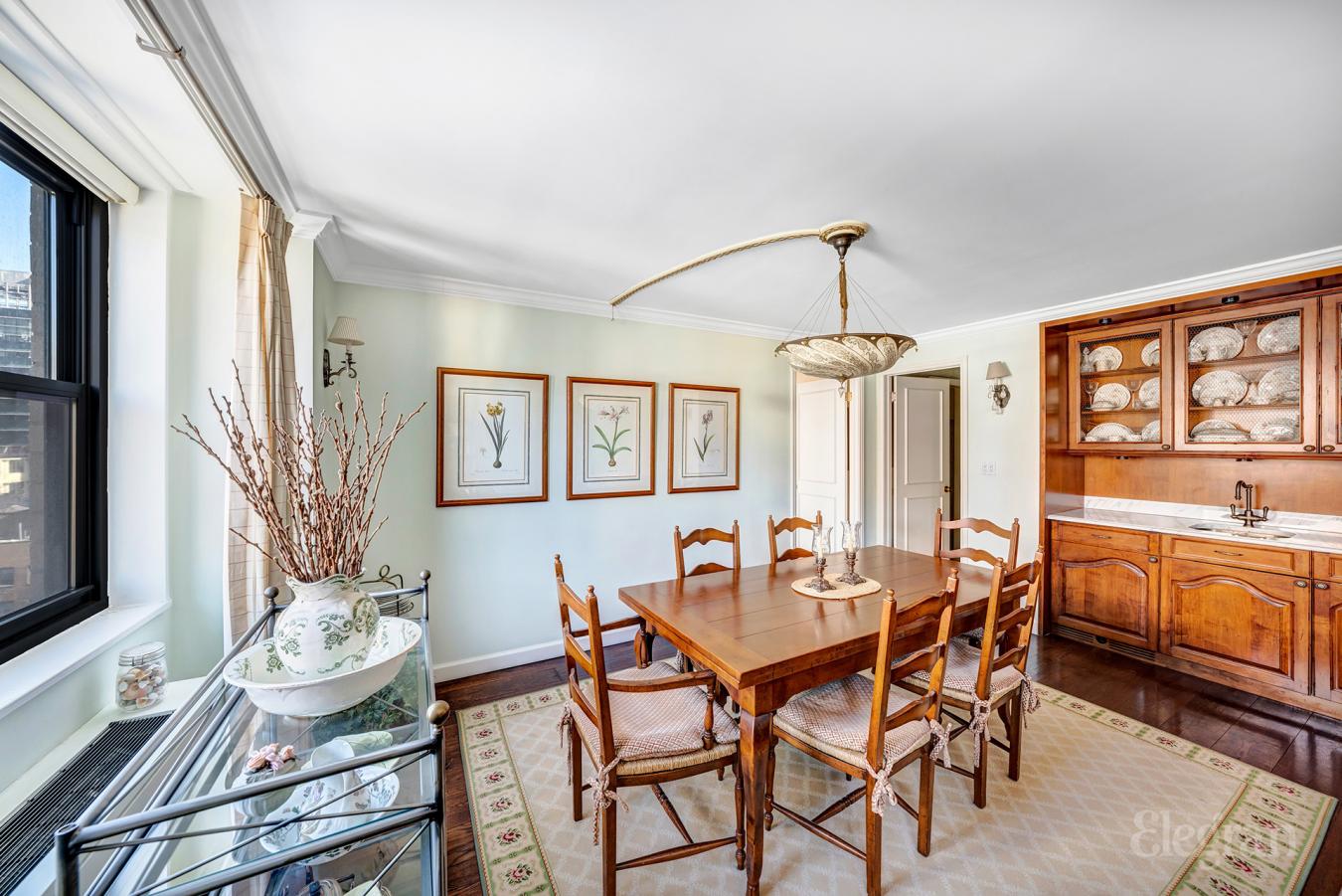 New York, New York, 10128, United States, 2 Bedrooms Bedrooms, ,2 BathroomsBathrooms,Residential,For Sale,1839648