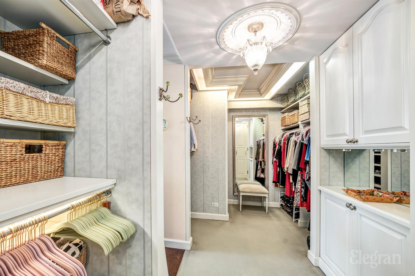 New York, New York, 10128, United States, 2 Bedrooms Bedrooms, ,2 BathroomsBathrooms,Residential,For Sale,1839648