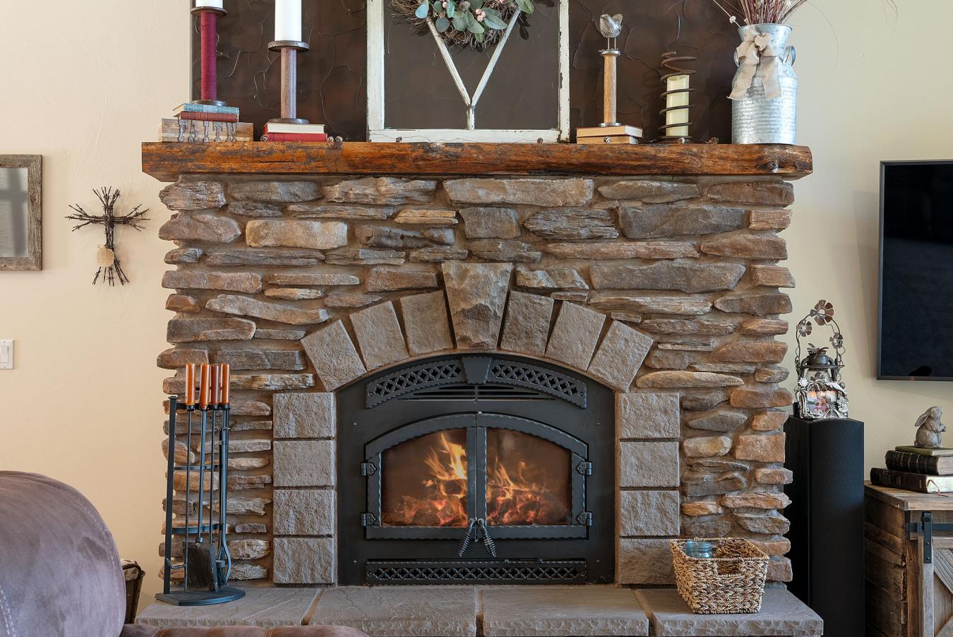 Rathdrum, Kootenai, 83858, United States, 5 Bedrooms Bedrooms, ,3 BathroomsBathrooms,Residential,For Sale,1996549