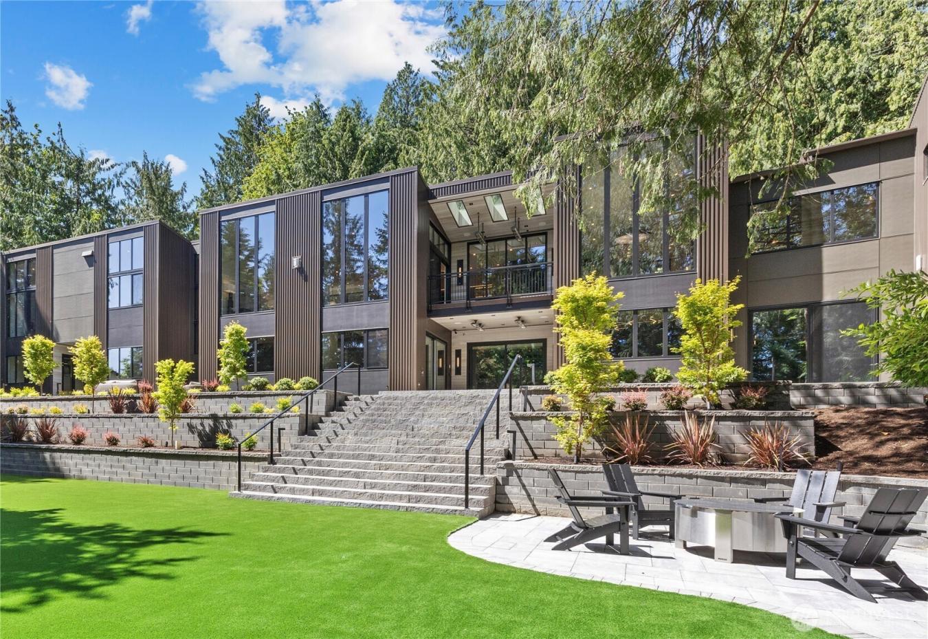 Bellevue, Washington, 98004, United States, 6 Bedrooms Bedrooms, ,7 BathroomsBathrooms,Residential,For Sale,1844440