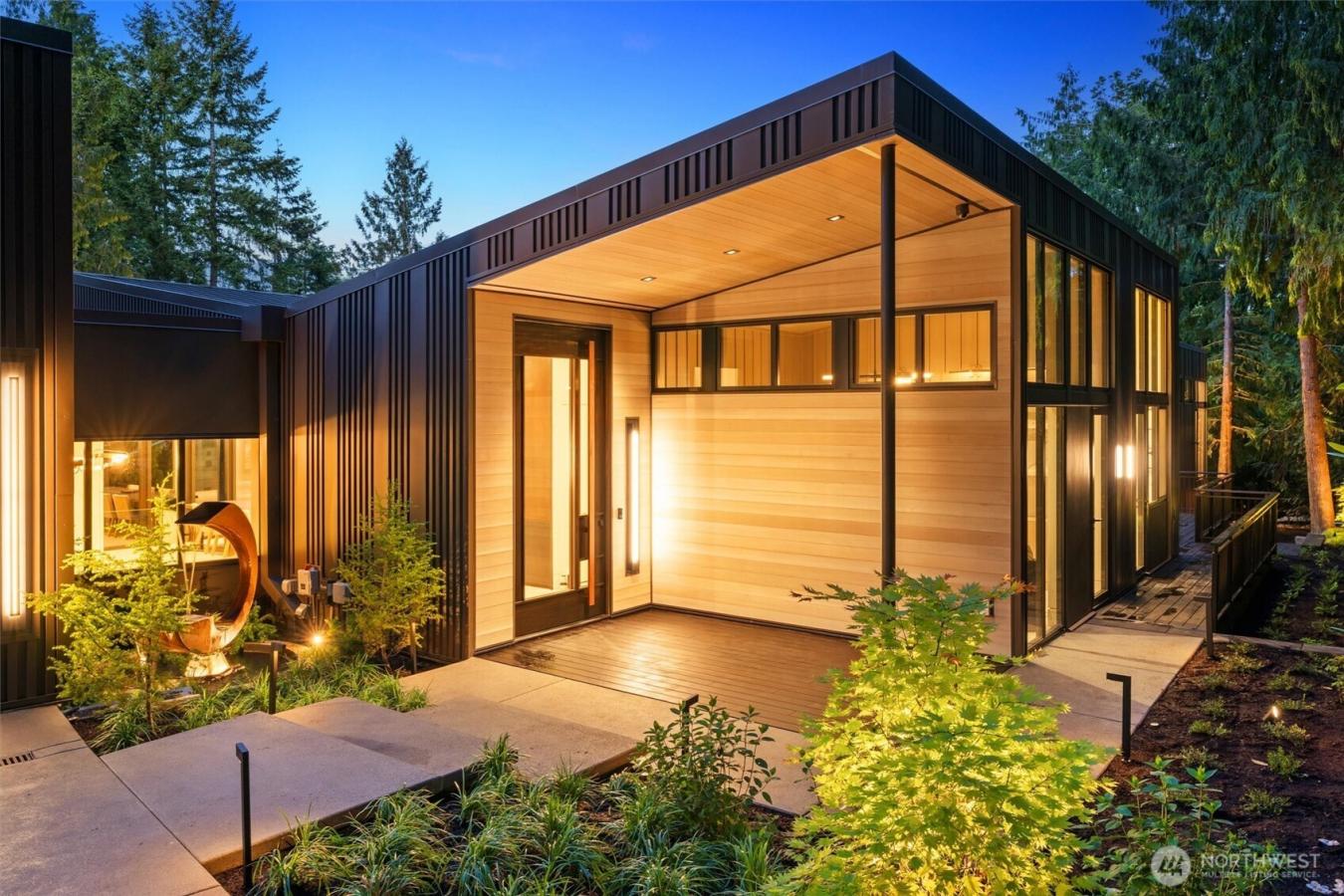 Bellevue, Washington, 98004, United States, 6 Bedrooms Bedrooms, ,7 BathroomsBathrooms,Residential,For Sale,1844440