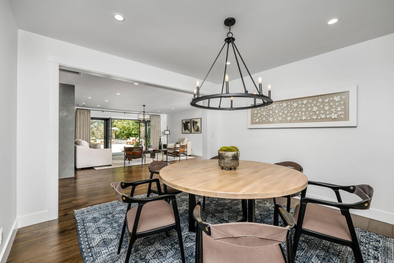 Hidden Hills, California, 91302, United States, 6 Bedrooms Bedrooms, ,8 BathroomsBathrooms,Residential,For Sale,1938519