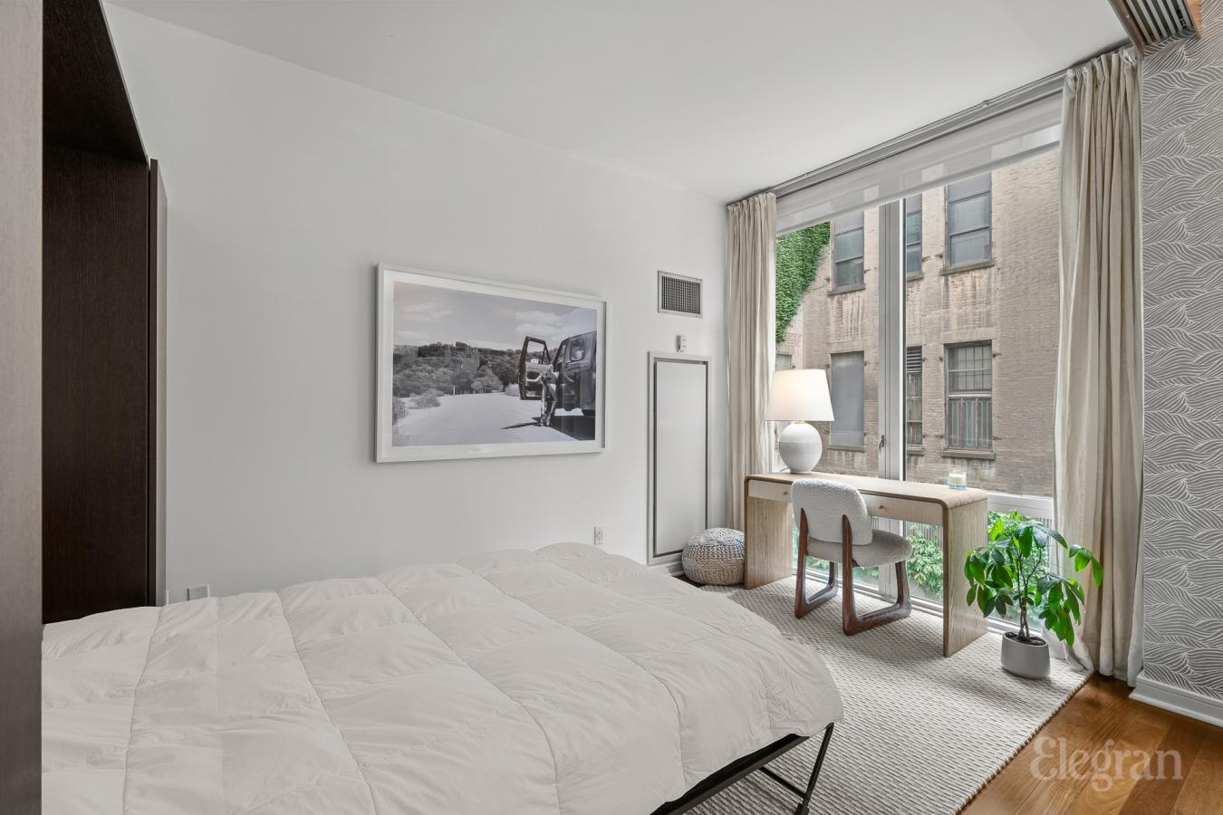 New York, New York, 10011, United States, 1 Bedroom Bedrooms, ,2 BathroomsBathrooms,Residential,For Sale,1841160