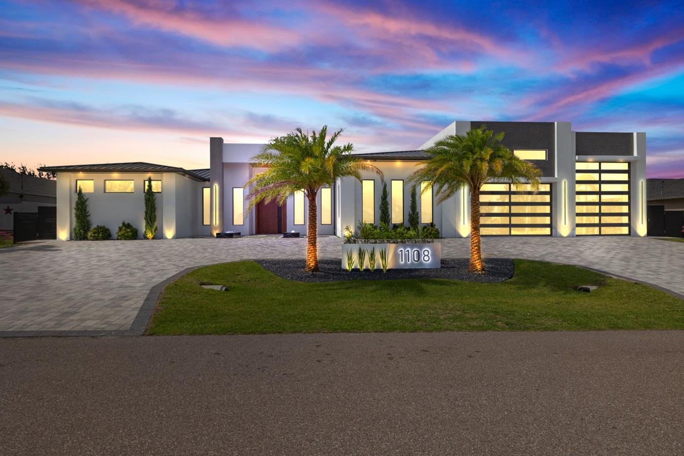 Cape Coral, Lee, 33991, United States, 6 Bedrooms Bedrooms, ,5 BathroomsBathrooms,Residential,For Sale,1858633