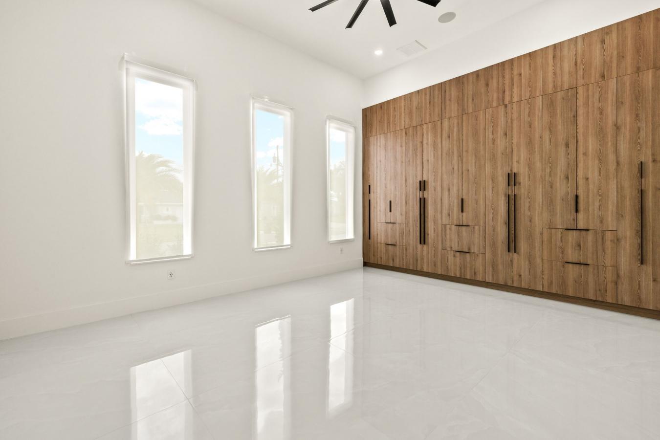 Cape Coral, Lee, 33991, United States, 6 Bedrooms Bedrooms, ,5 BathroomsBathrooms,Residential,For Sale,1858633