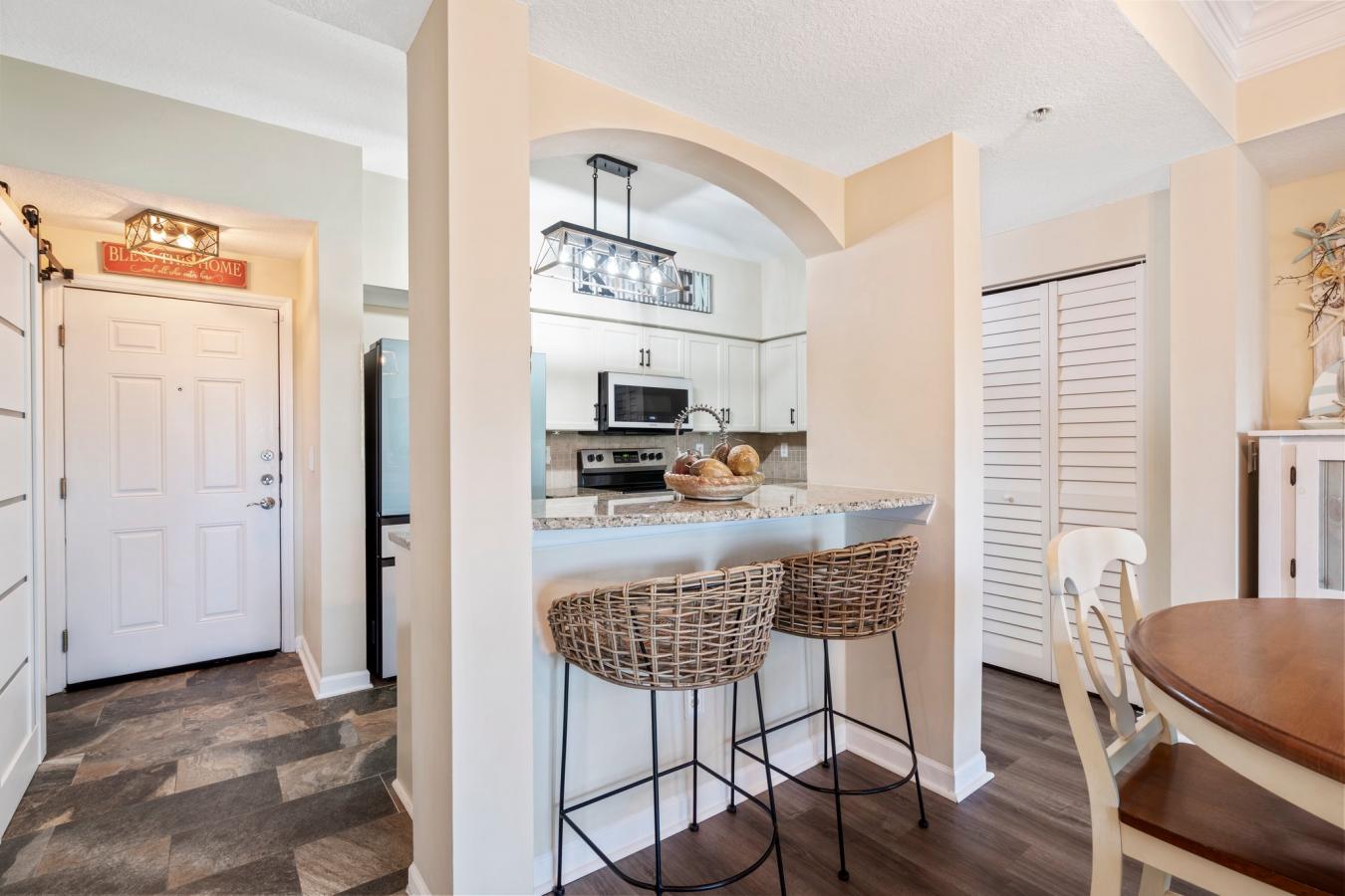 Welcome home to this Beautifully updated condo situated right in St. J – image 14