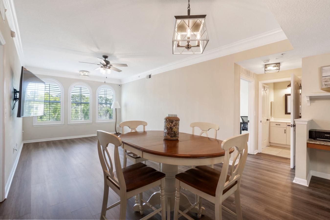 Welcome home to this Beautifully updated condo situated right in St. J – image 17