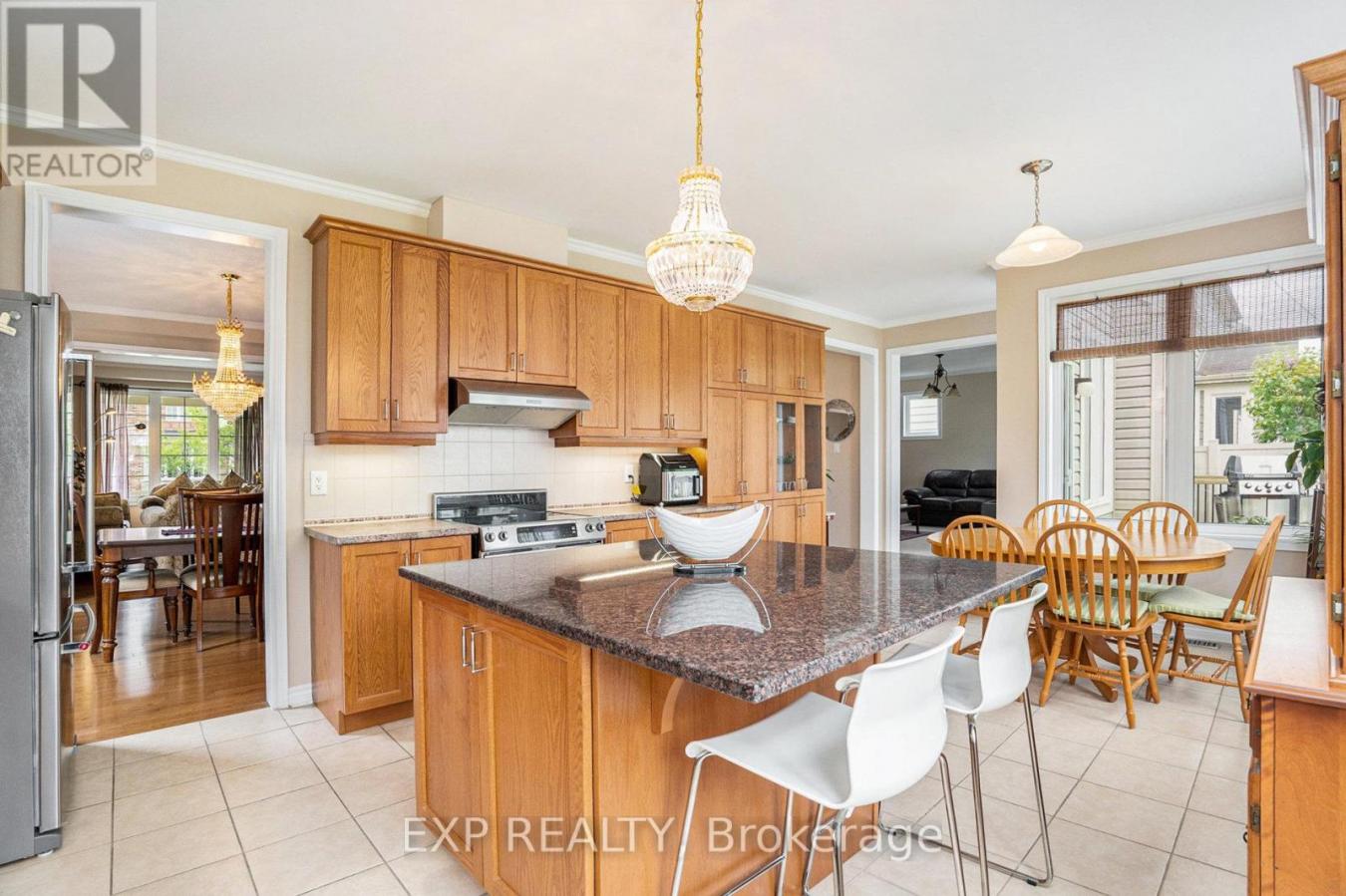 Ottawa, ON, K2J 0T8, Canada, 6 Bedrooms Bedrooms, ,5 BathroomsBathrooms,Residential,For Sale,1858628