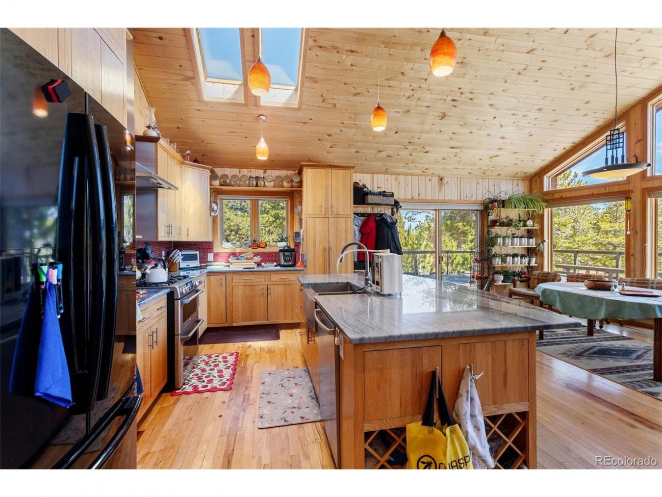 Boulder, Colorado, 80302, United States, 3 Bedrooms Bedrooms, ,2 BathroomsBathrooms,Residential,For Sale,1858627