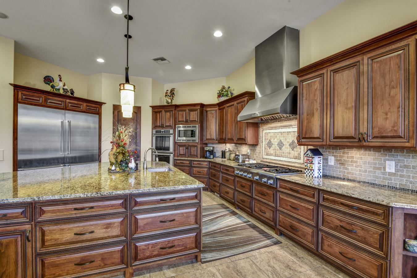 Gold Canyon, Pinal, 85118, United States, 3 Bedrooms Bedrooms, ,3 BathroomsBathrooms,Residential,For Sale,1841149