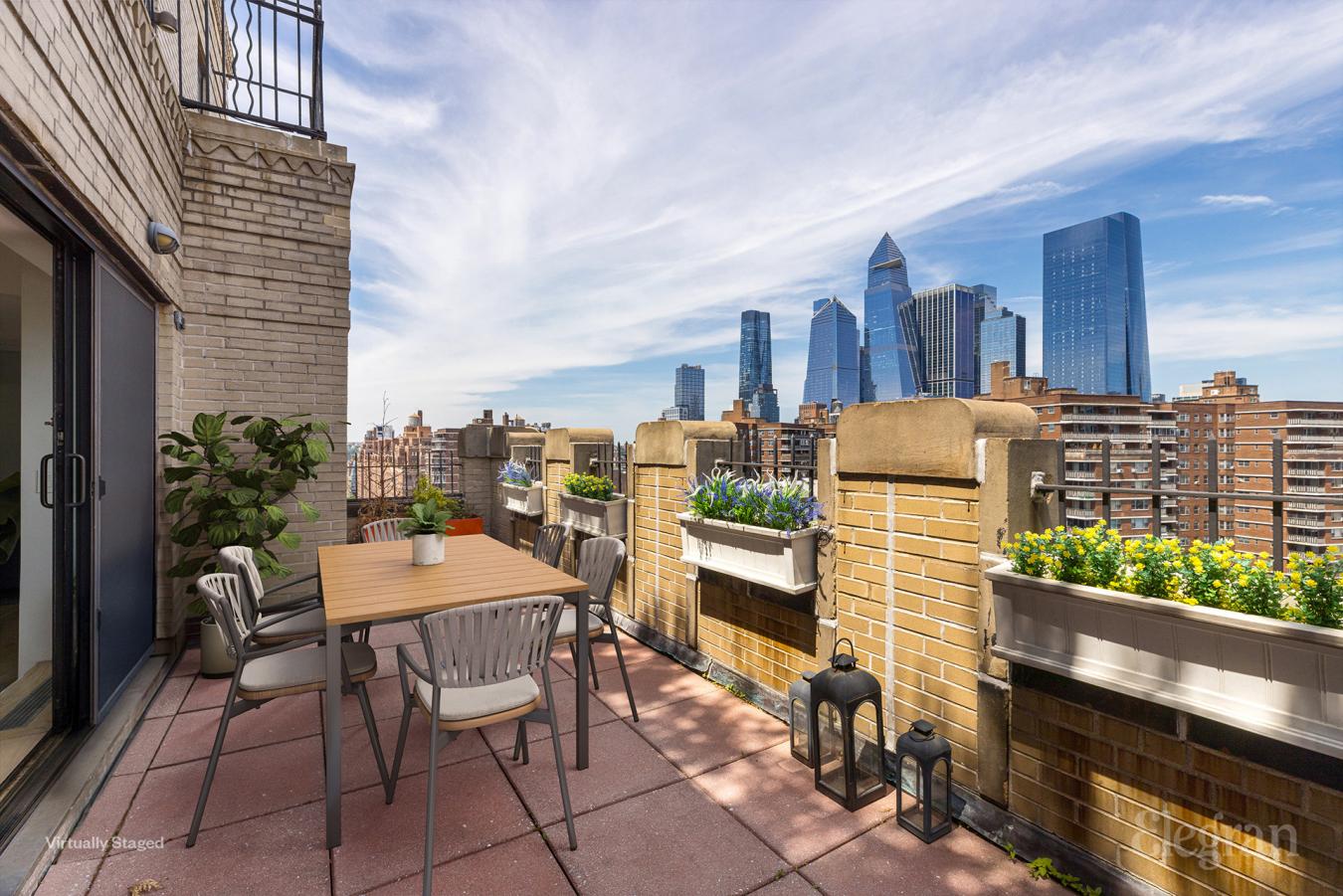 New York, New York, 10001, United States, 4 Bedrooms Bedrooms, ,2 BathroomsBathrooms,Residential,For Sale,1841147