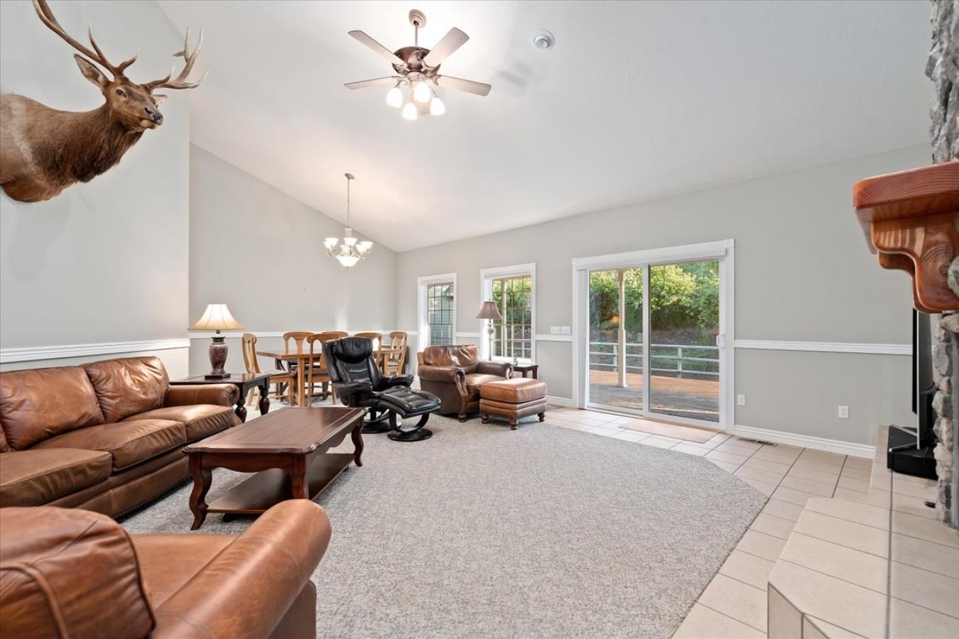 Cambridge, Washington, 83610, United States, 4 Bedrooms Bedrooms, ,3 BathroomsBathrooms,Residential,For Sale,1858623