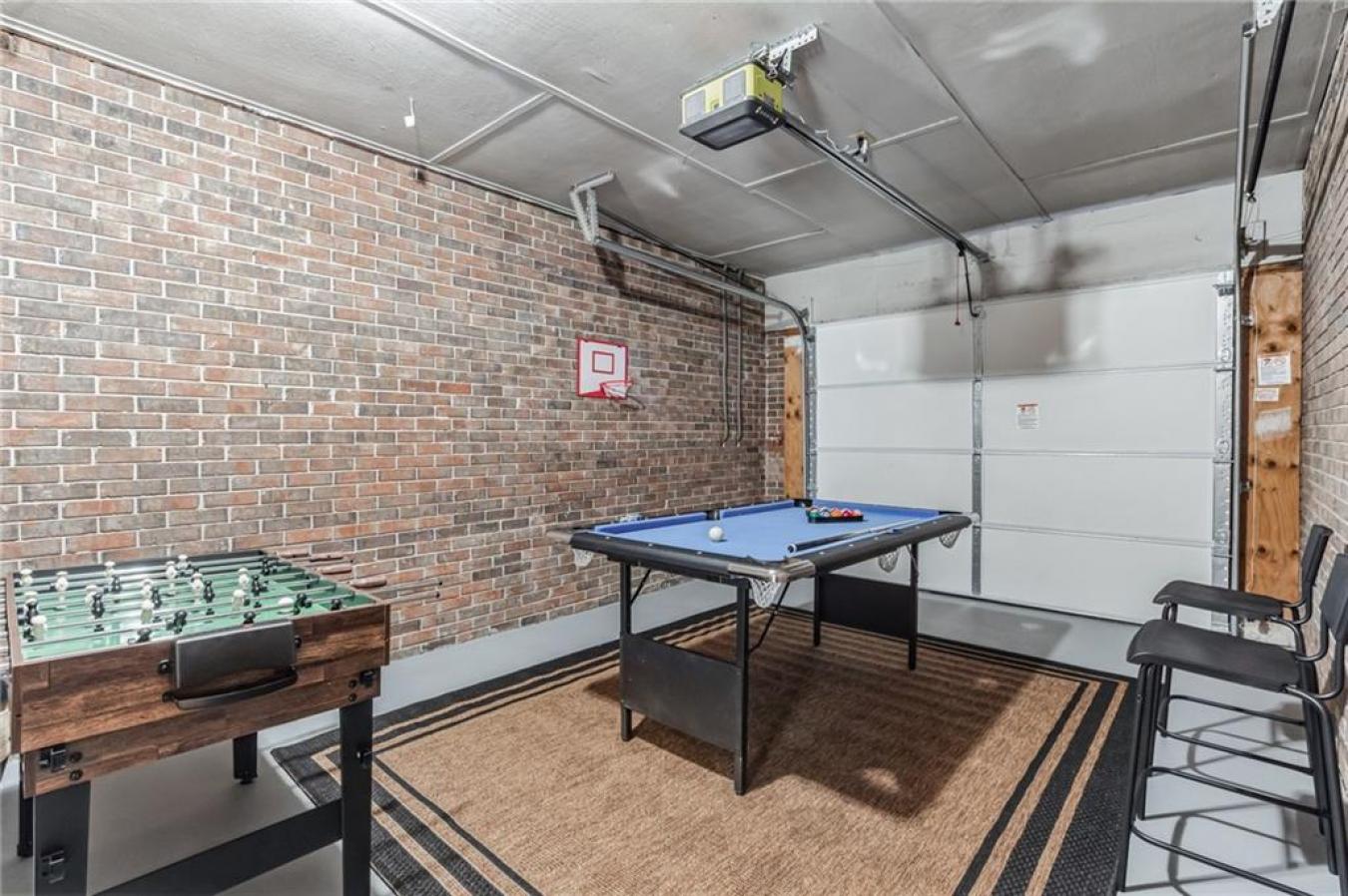 Atlanta, Georgia, 30308, United States, 2 Bedrooms Bedrooms, ,2 BathroomsBathrooms,Residential,For Sale,1858621