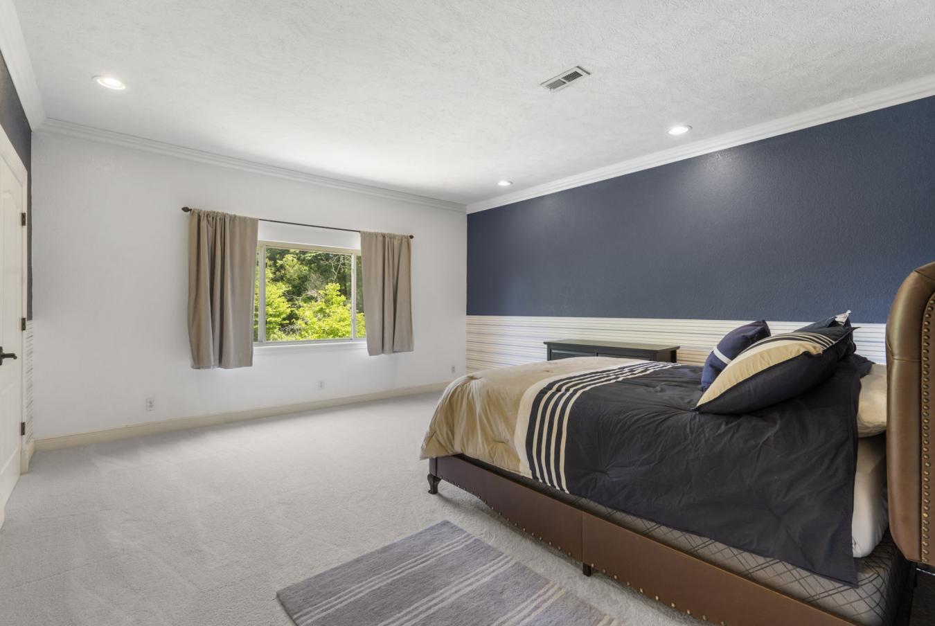 Branson, Taney, 65616, United States, 5 Bedrooms Bedrooms, ,3 BathroomsBathrooms,Residential,For Sale,1858619