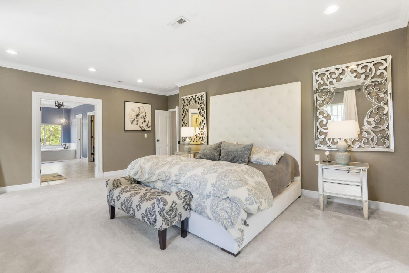 Branson, Taney, 65616, United States, 5 Bedrooms Bedrooms, ,3 BathroomsBathrooms,Residential,For Sale,1858619