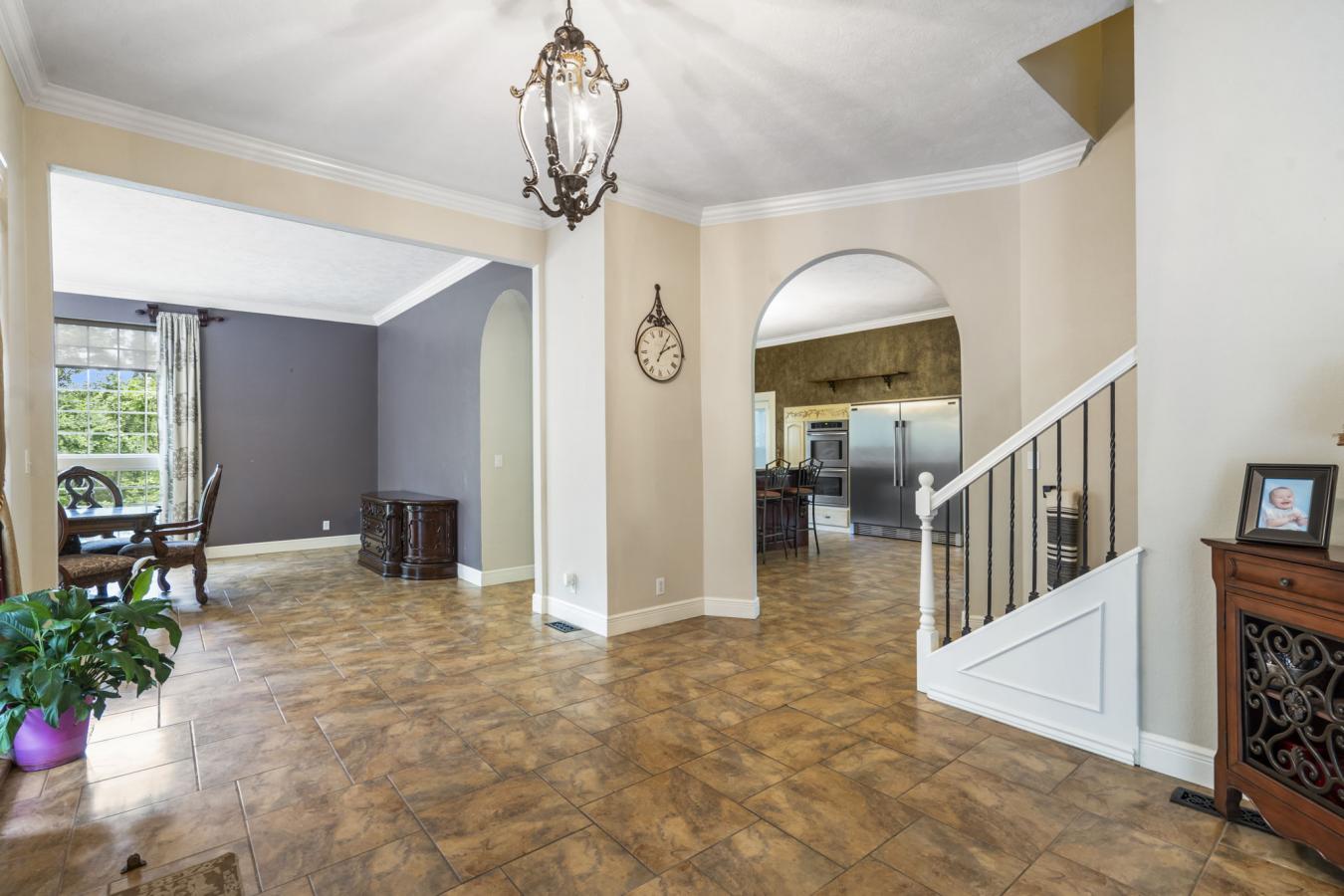 Branson, Taney, 65616, United States, 5 Bedrooms Bedrooms, ,3 BathroomsBathrooms,Residential,For Sale,1858619